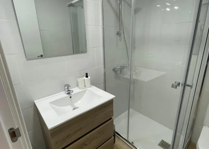 Cerca De Centro Y Playa