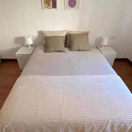 Cerca De Centro Y Playa Apartment *